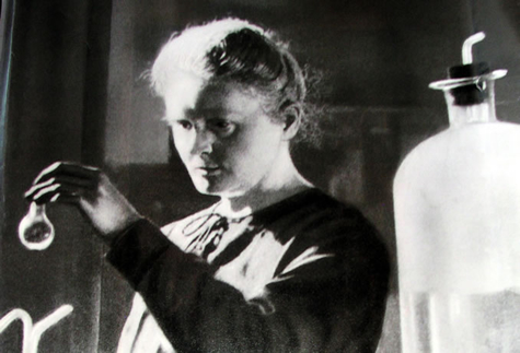 Marie Sklodowska Curie in her laboratory,1925